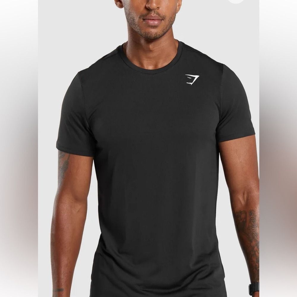 Gymshark Arribal Black Short Sleeve Tee